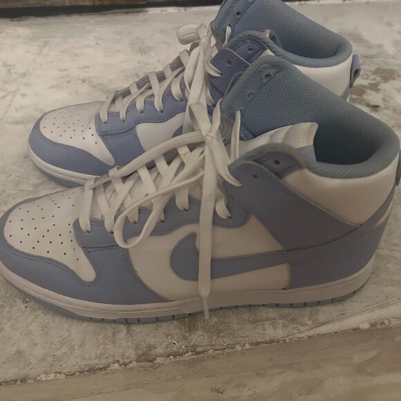 Nike Dunks High Aluminum Men\'s size 10.5 (women\'s size 12) barely worn, like new main image 5